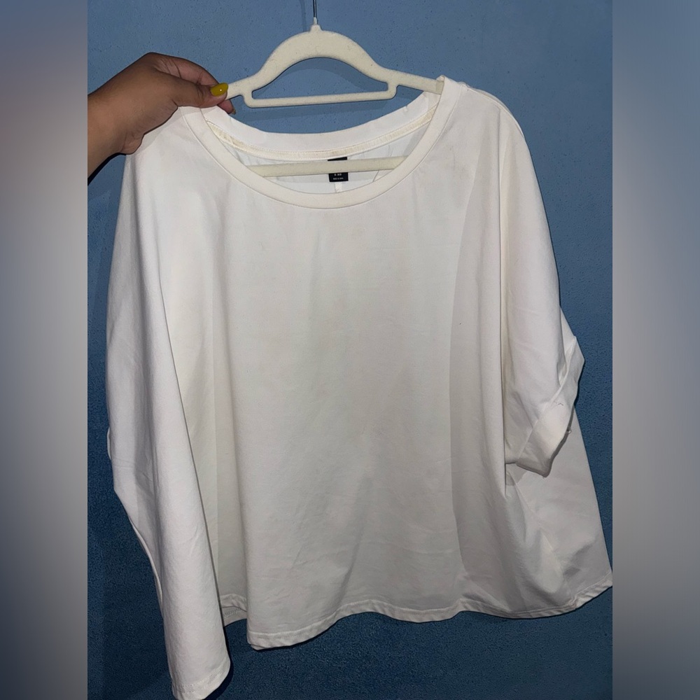SHEIN CROP WHITE SHIRT